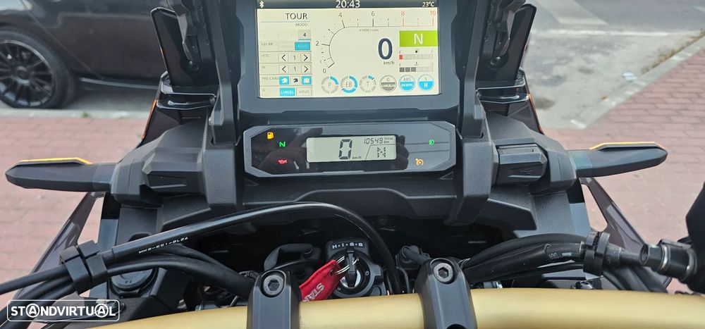 Honda Africa Twin Adventur DCT - 28