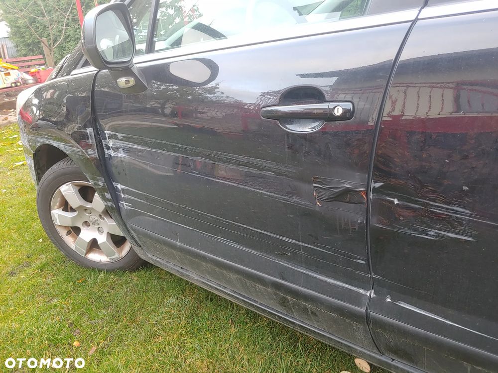 Peugeot 5008 1.6 THP Premium - 7