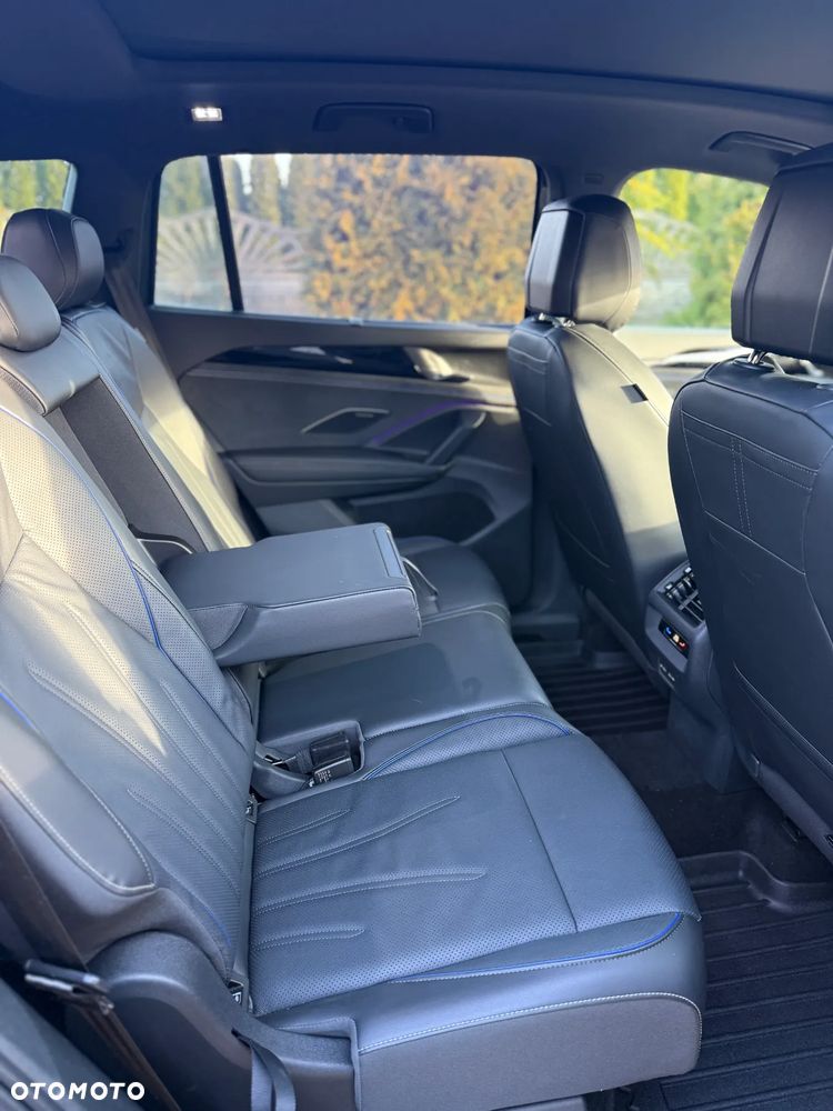 Volkswagen Tayron 2.0 TDI SCR 4MotION DSG R-Line - 13