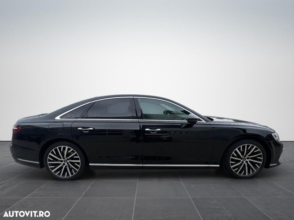 Audi A8 - 8