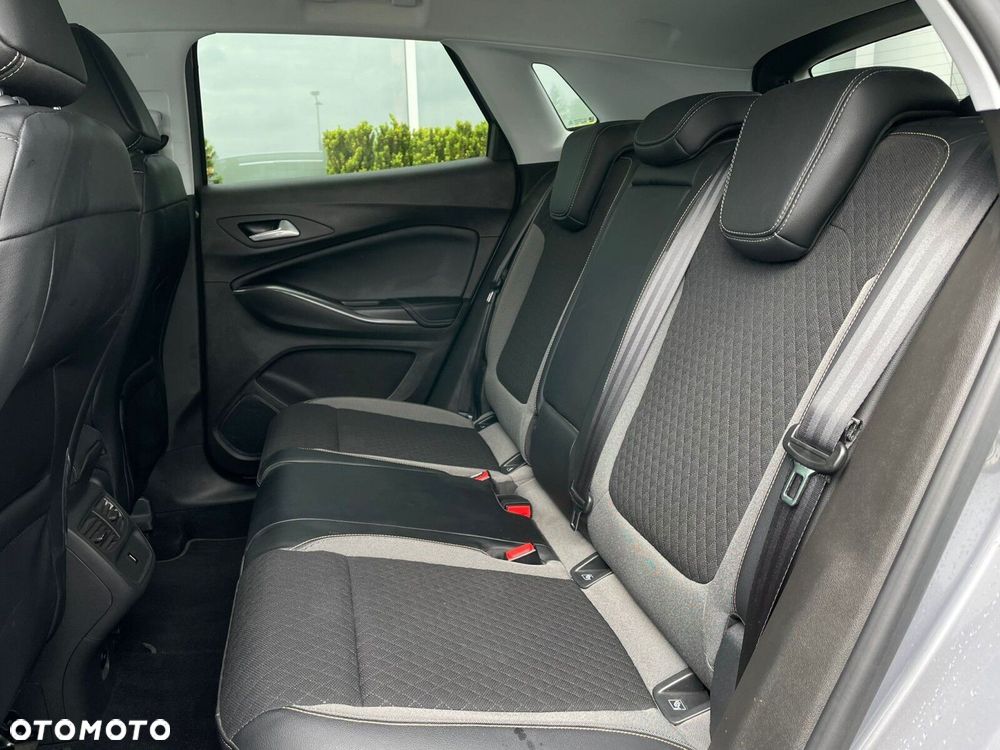 Opel Grandland X - 13