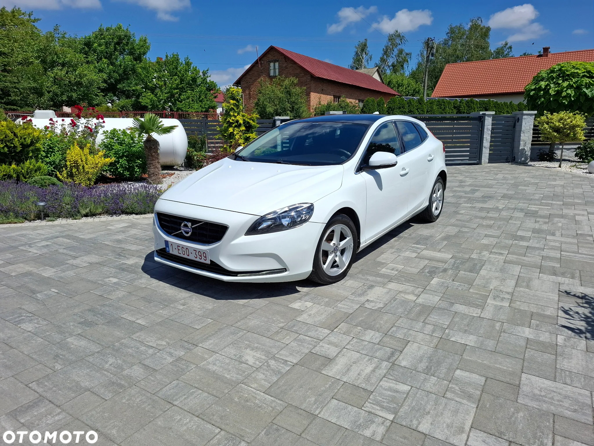 Volvo V40 D2 Momentum - 2