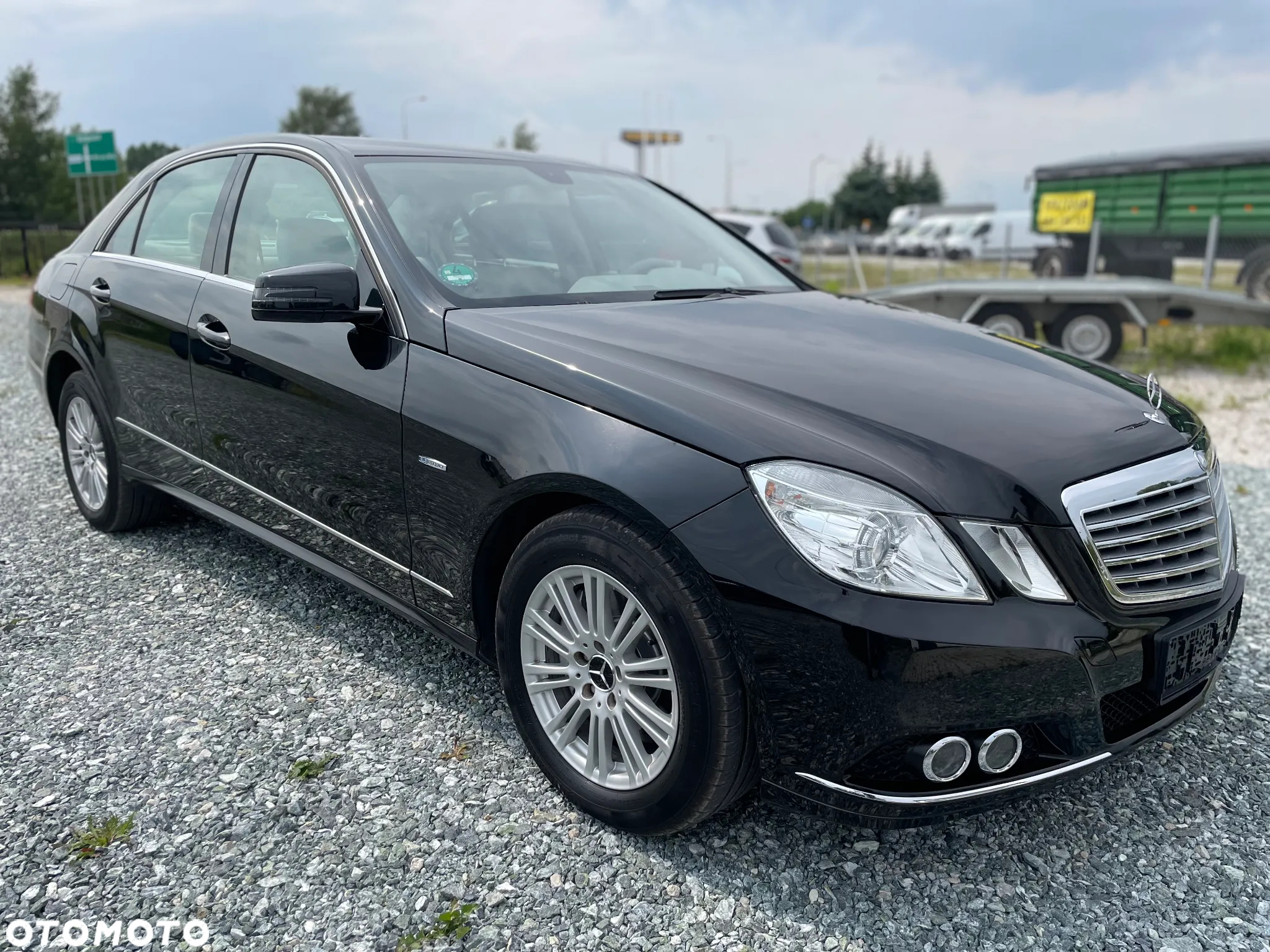 Mercedes-Benz Klasa E 350 CGI BlueEffICIENCY Avantgarde - 31