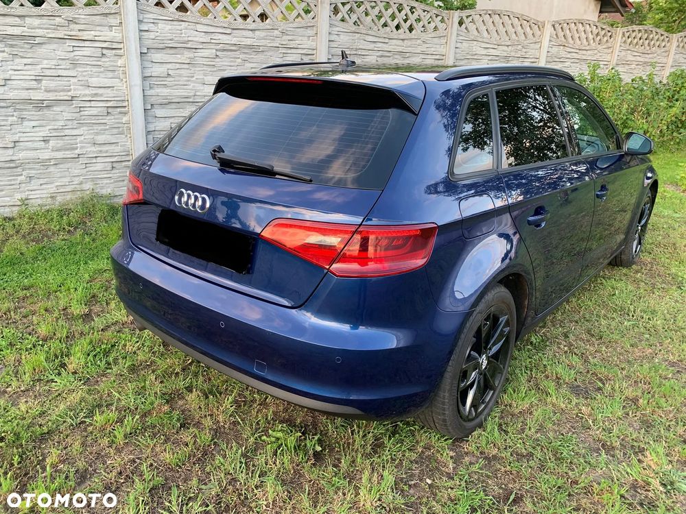 Audi A3 Sportback 1.6 TDI ultra Attraction - 5