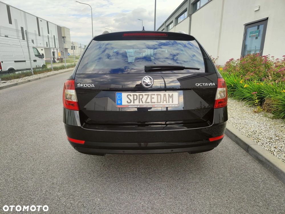 Skoda Octavia 1.6 TDI SCR Ambition DSG - 5