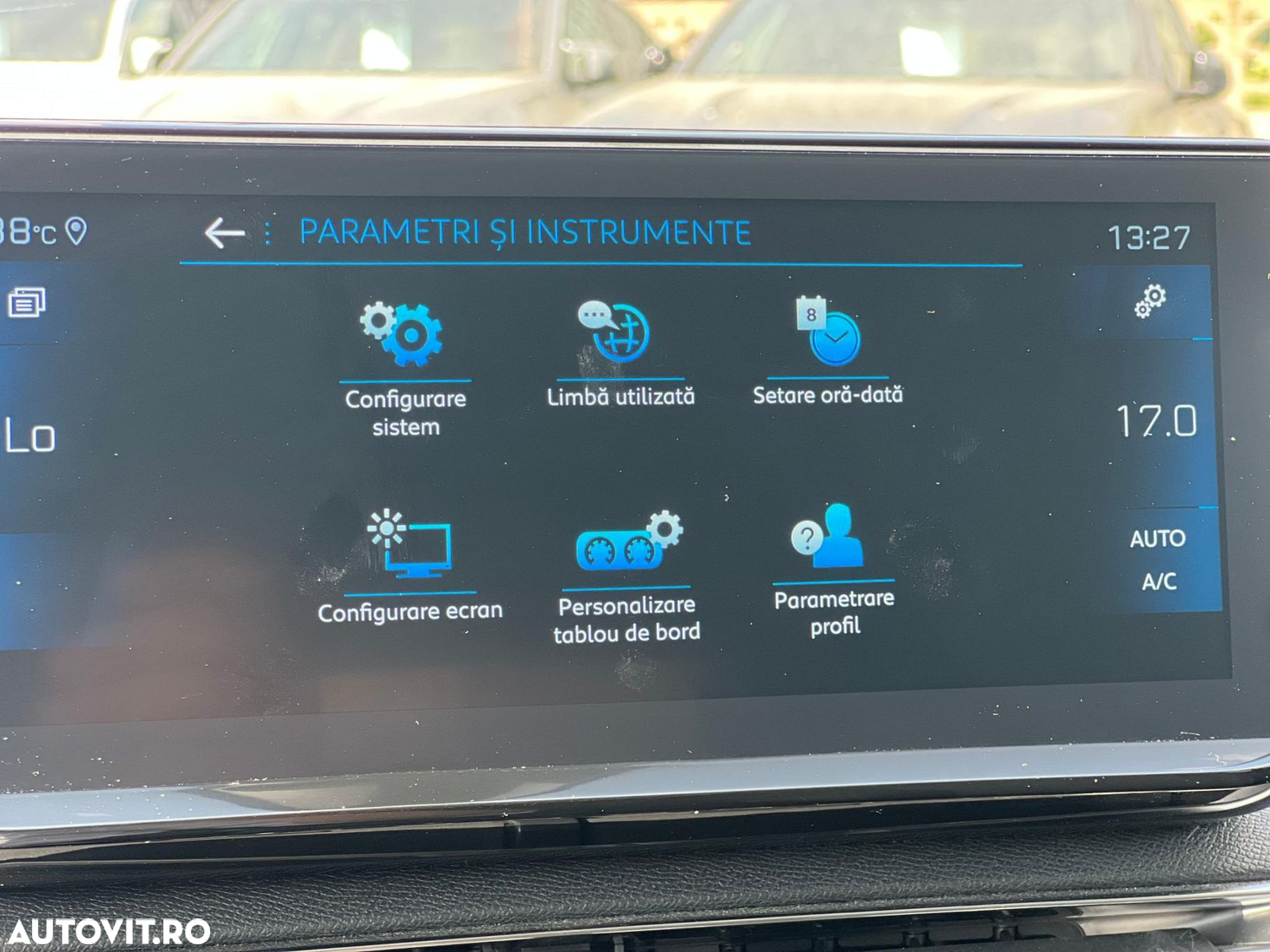 Peugeot 3008 PureTech 130 Stop & Start EAT6 Allure - 23