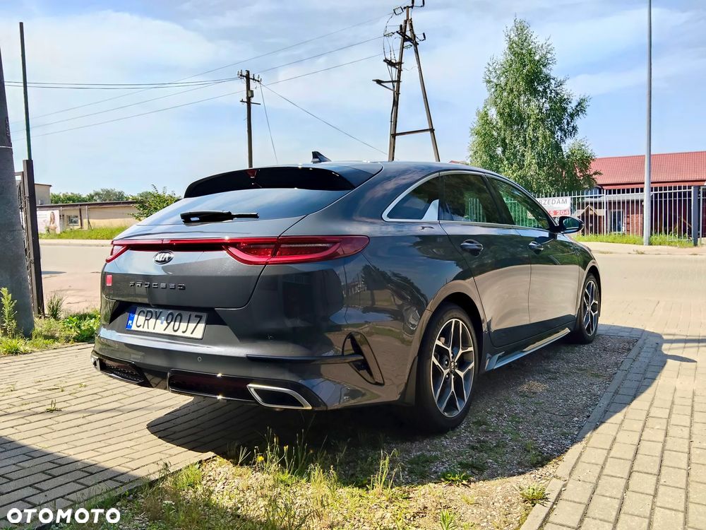 Kia ProCeed - 10