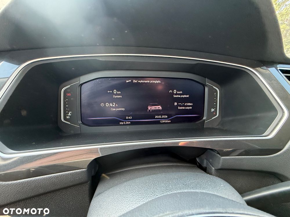 Volkswagen Tiguan - 10