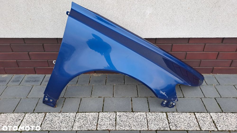 Volvo S40 V50 04-12 Błotnik Prawy Przód Przedni - 1