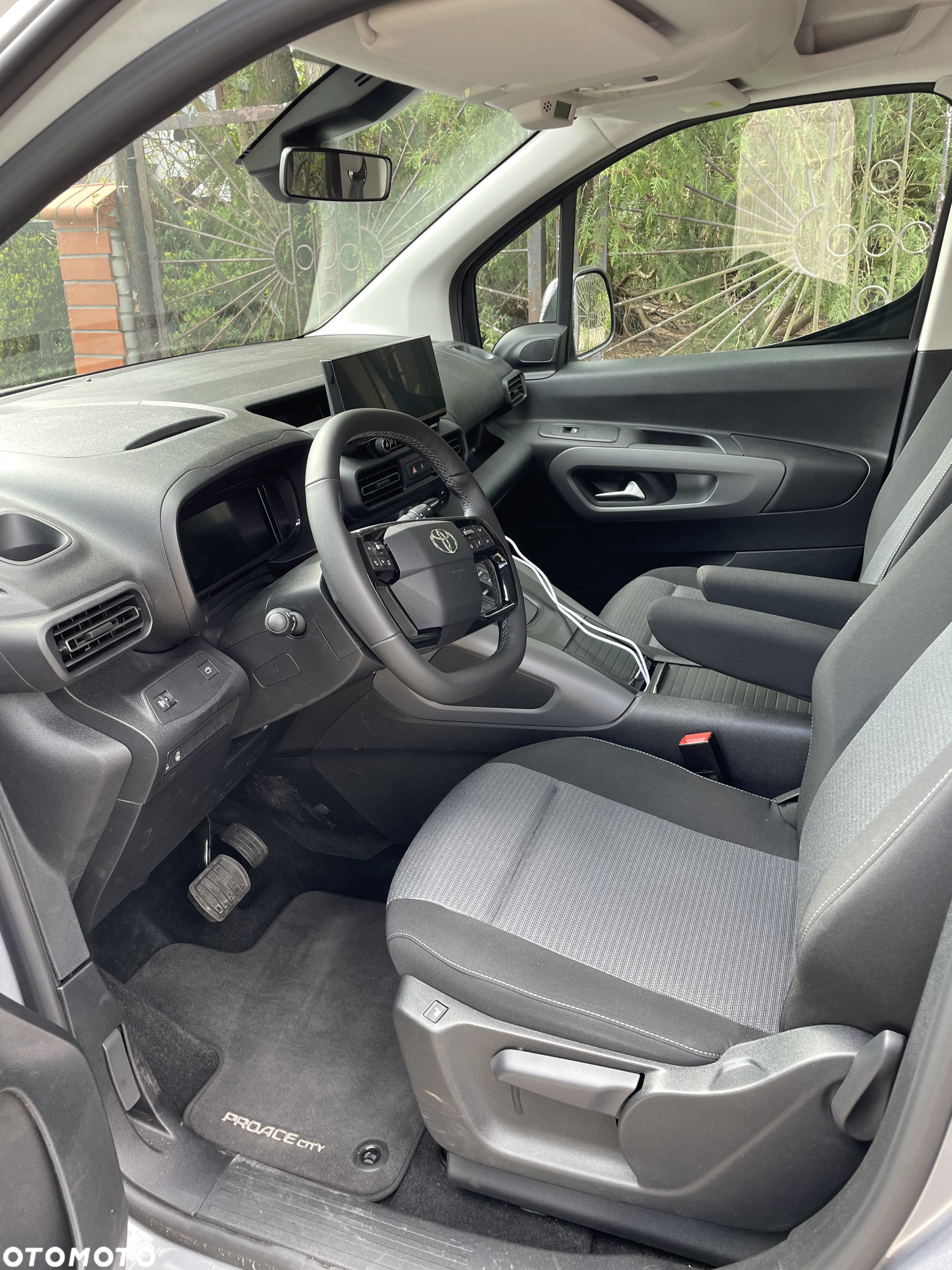 Toyota Proace City Verso 1.5 D-4D Family - 24