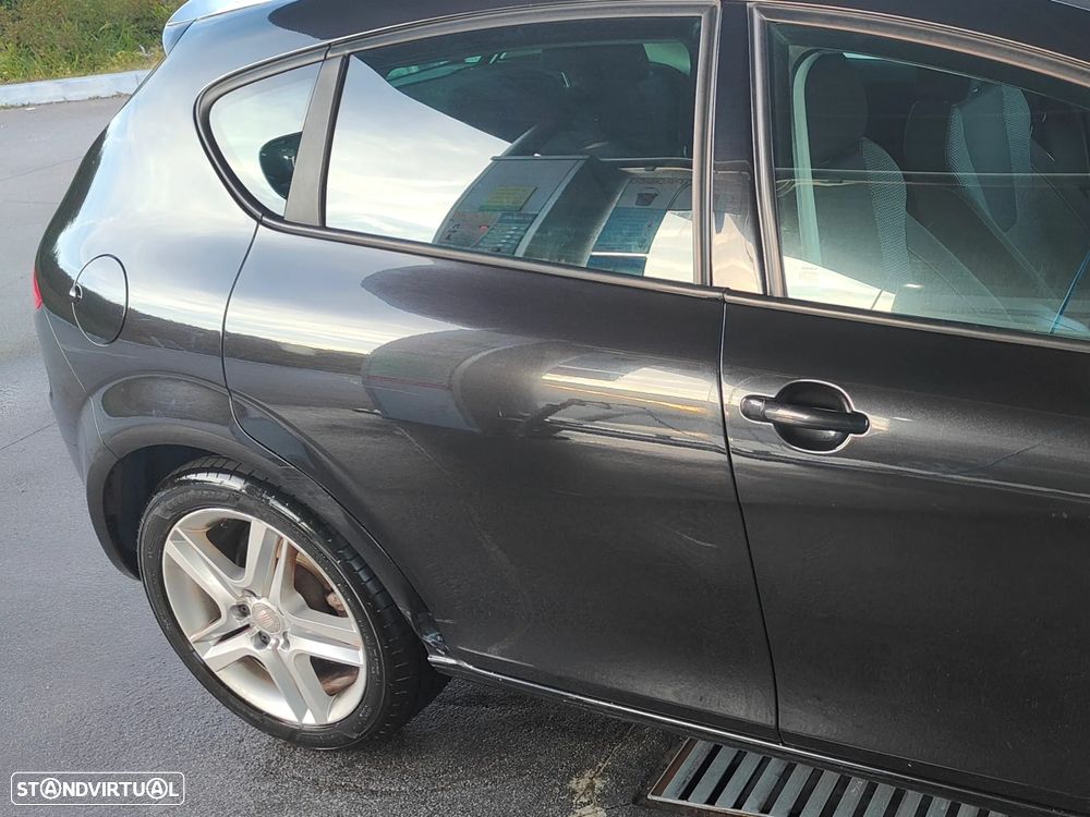 SEAT Leon 1.9 TDI Sport DPF - 4