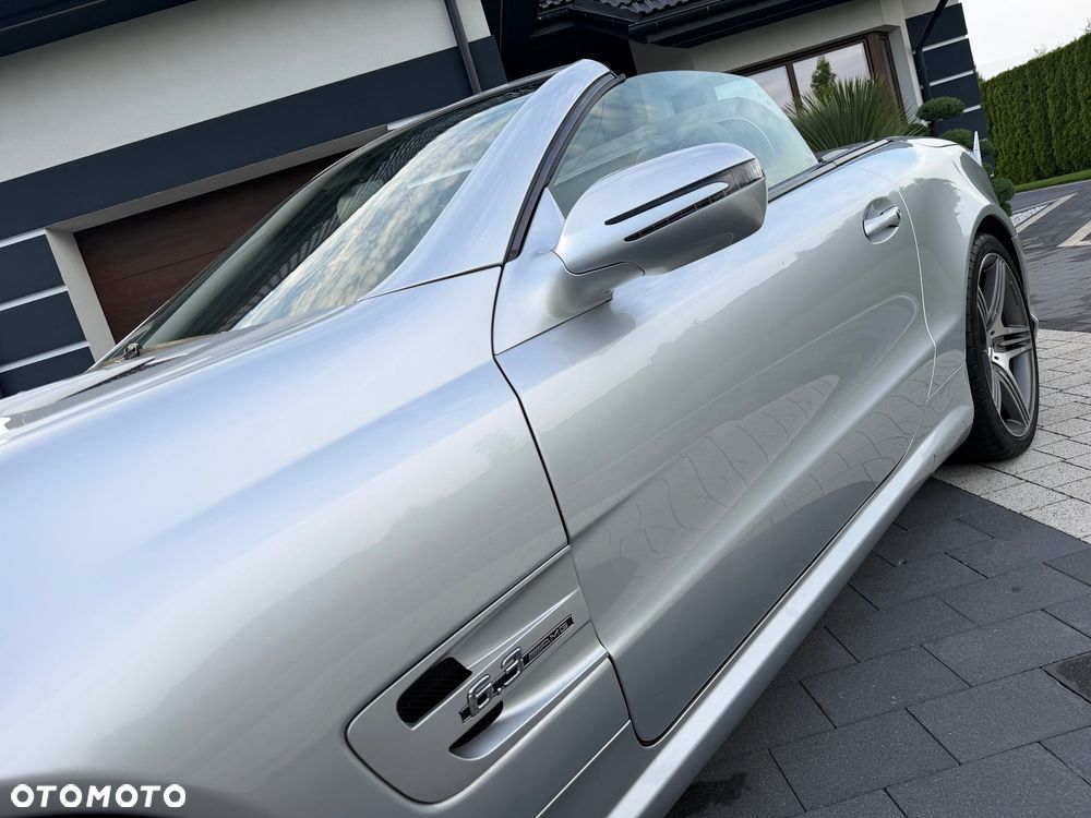 Mercedes-Benz SL - 24
