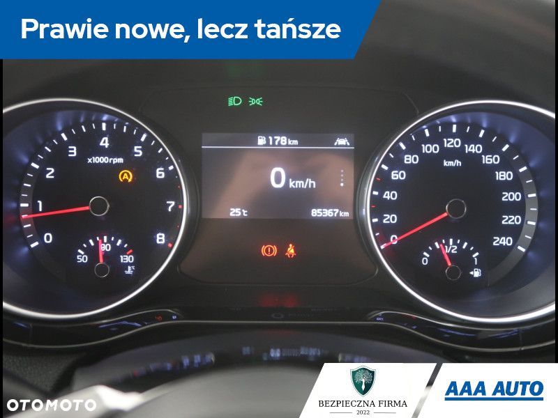Kia Ceed - 12