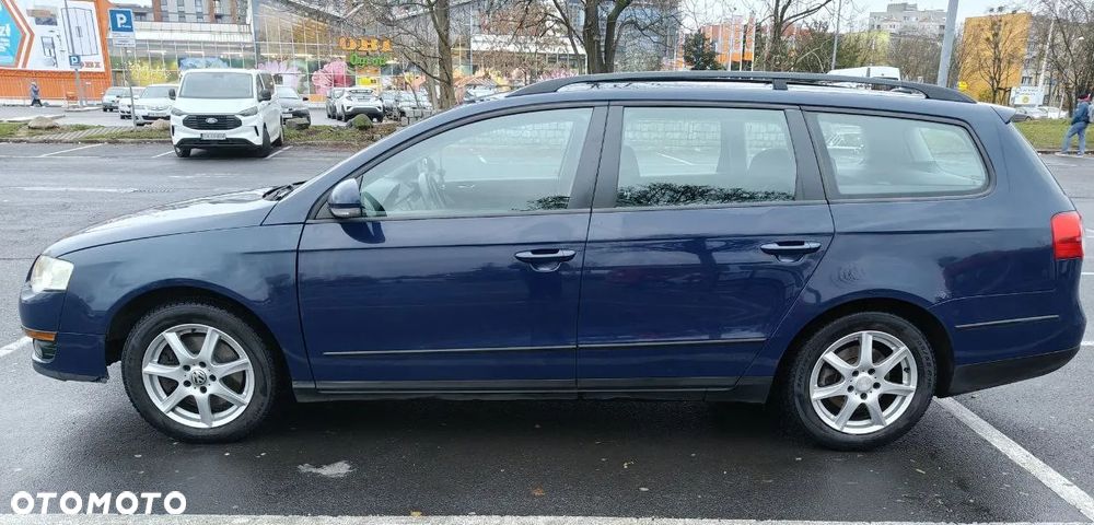 Volkswagen Passat 1.9 TDI Comfortline - 8