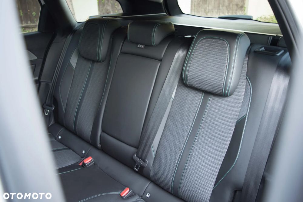 Peugeot 308 BlueHDi 130 EAT8 Allure - 27