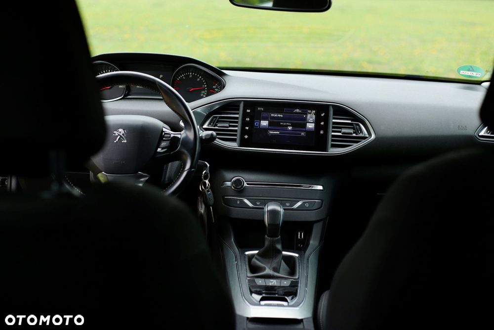 Peugeot 308 BlueHDi 120 EAT6 Stop & Start Active Business-Paket - 30