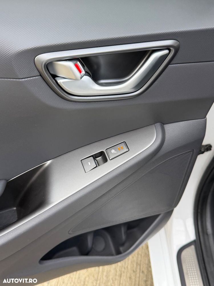 Hyundai IONIQ 1.6 GDI Premium - 15