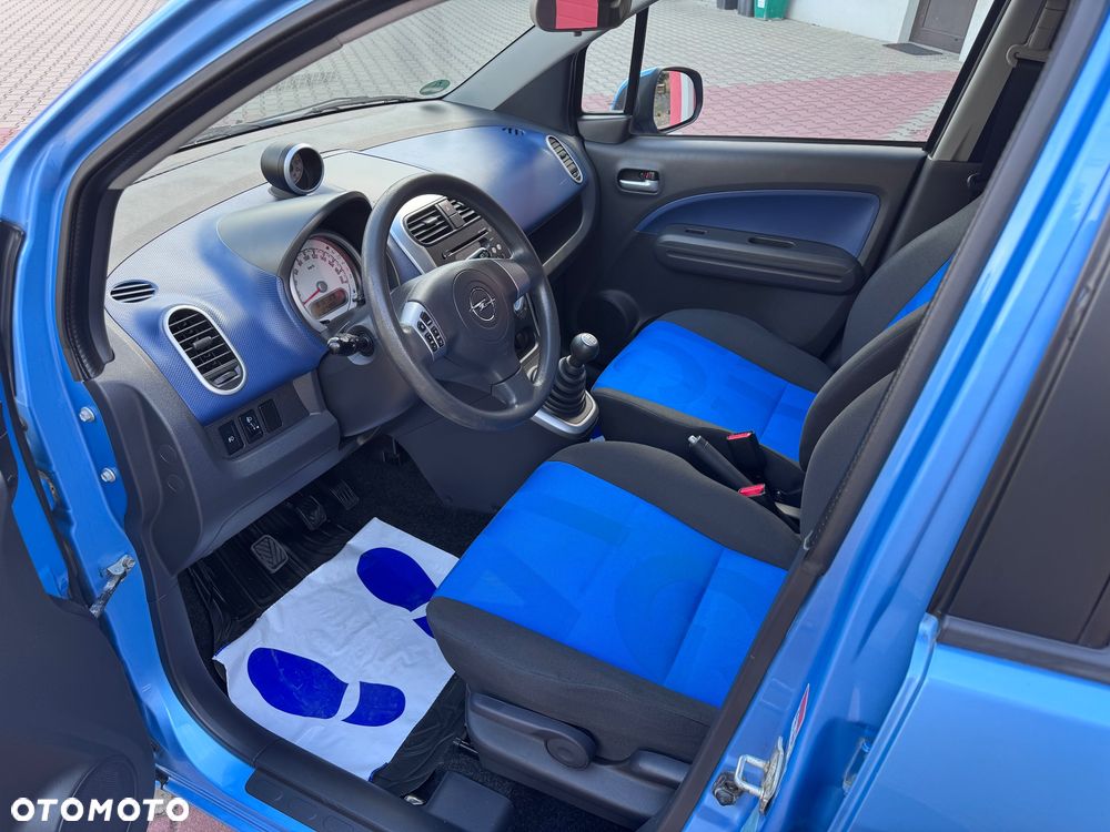 Opel Agila 1.2 16 V - 17
