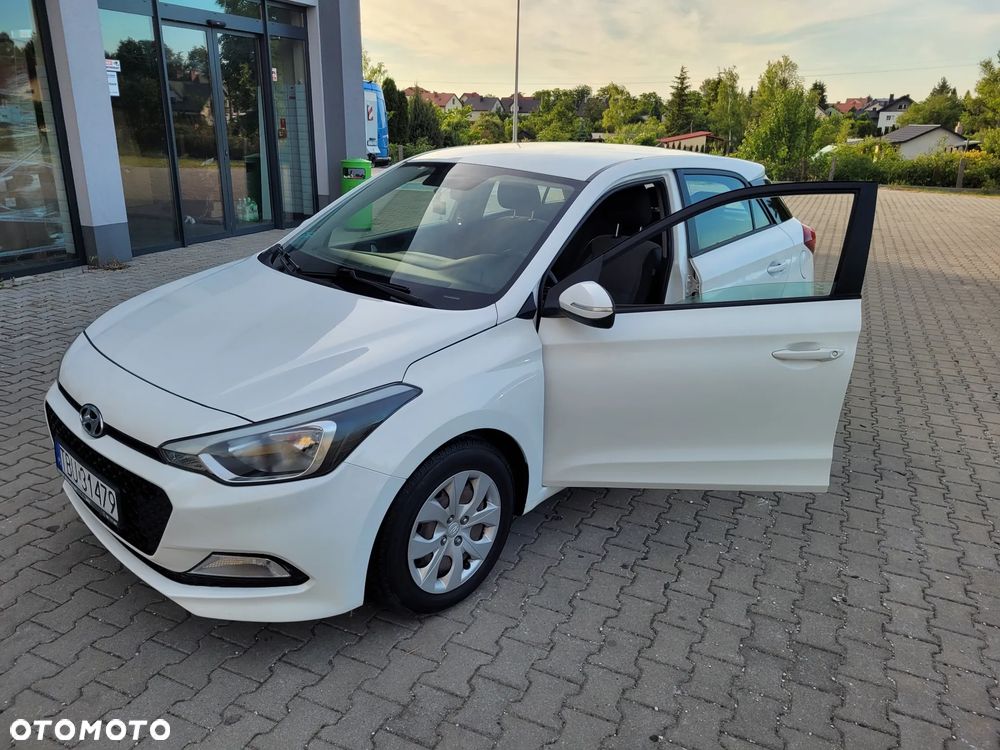 Hyundai i20 1.1 CRDi BlueDrive Comfort - 12