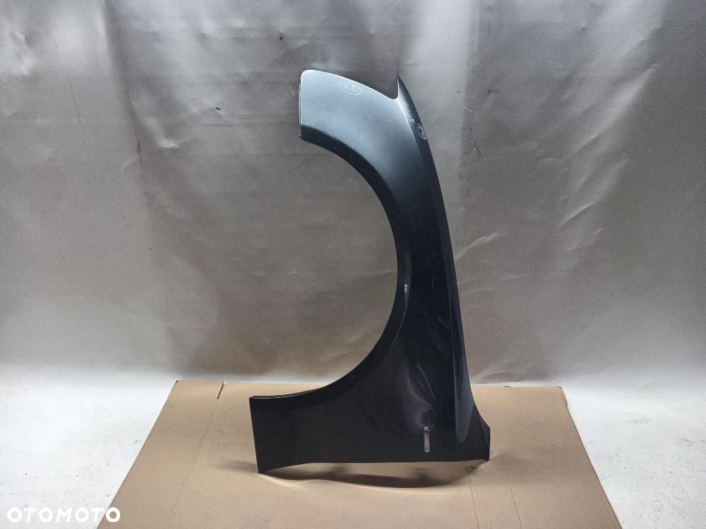 BŁOTNIK PRZÓD PRZEDNI LEWY AUDI A5 8T 8T0821469