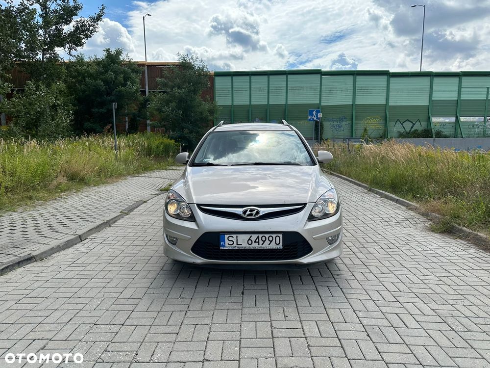 Hyundai i30 1.6 Classic + - 6