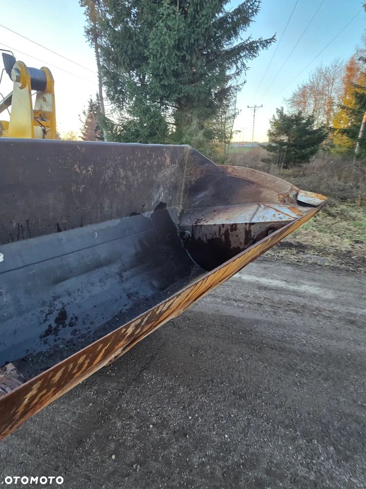 Caterpillar 926M - 20