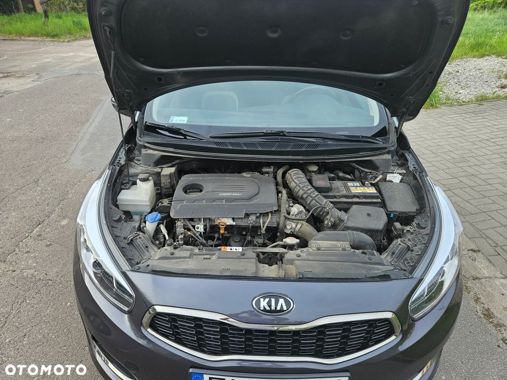 Kia Ceed 1.6 CRDi L Business Line - 32