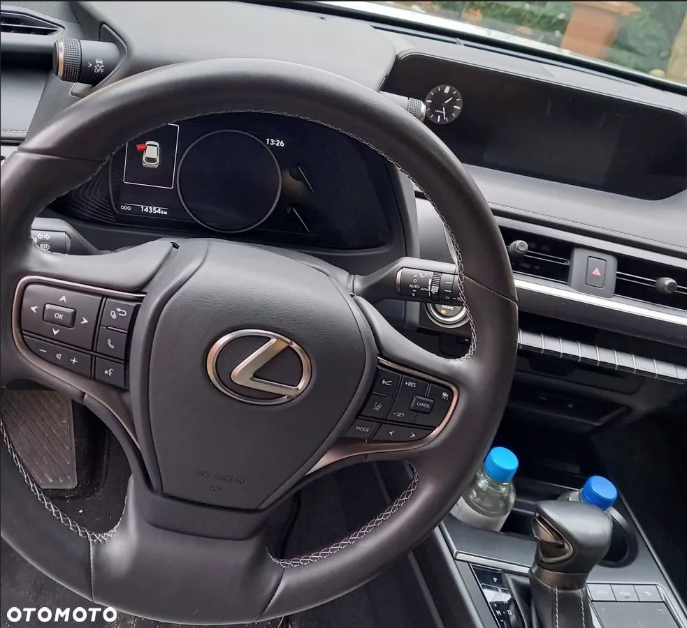 Lexus UX 200 GPF Business 2WD - 8