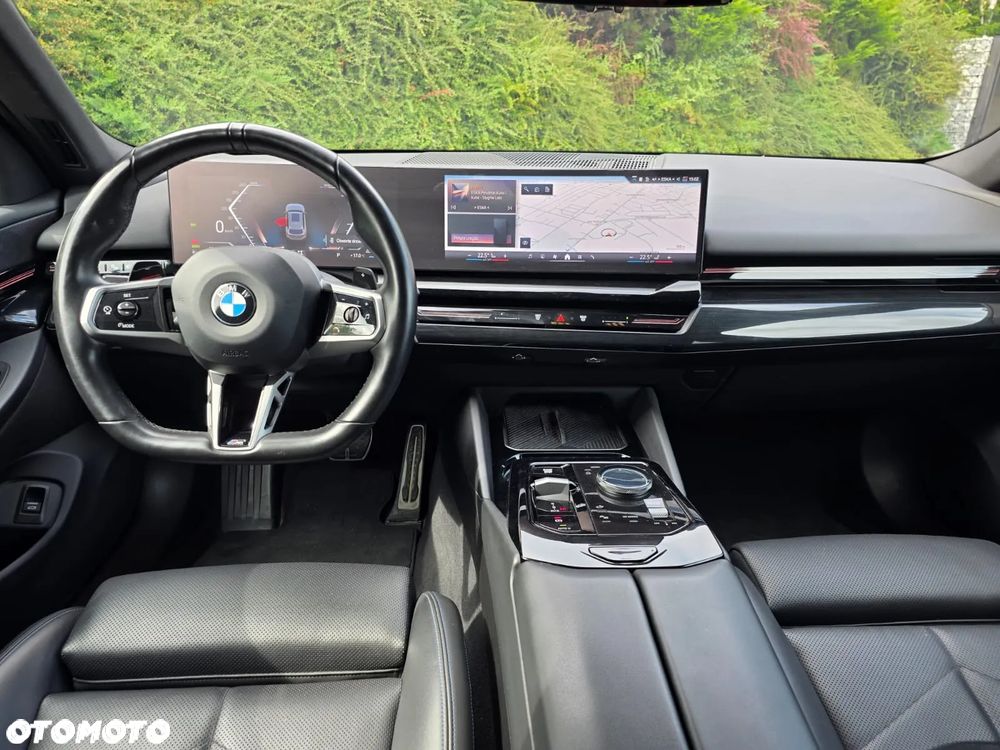 BMW Seria 5 520d xDrive mHEV M Sport - 9