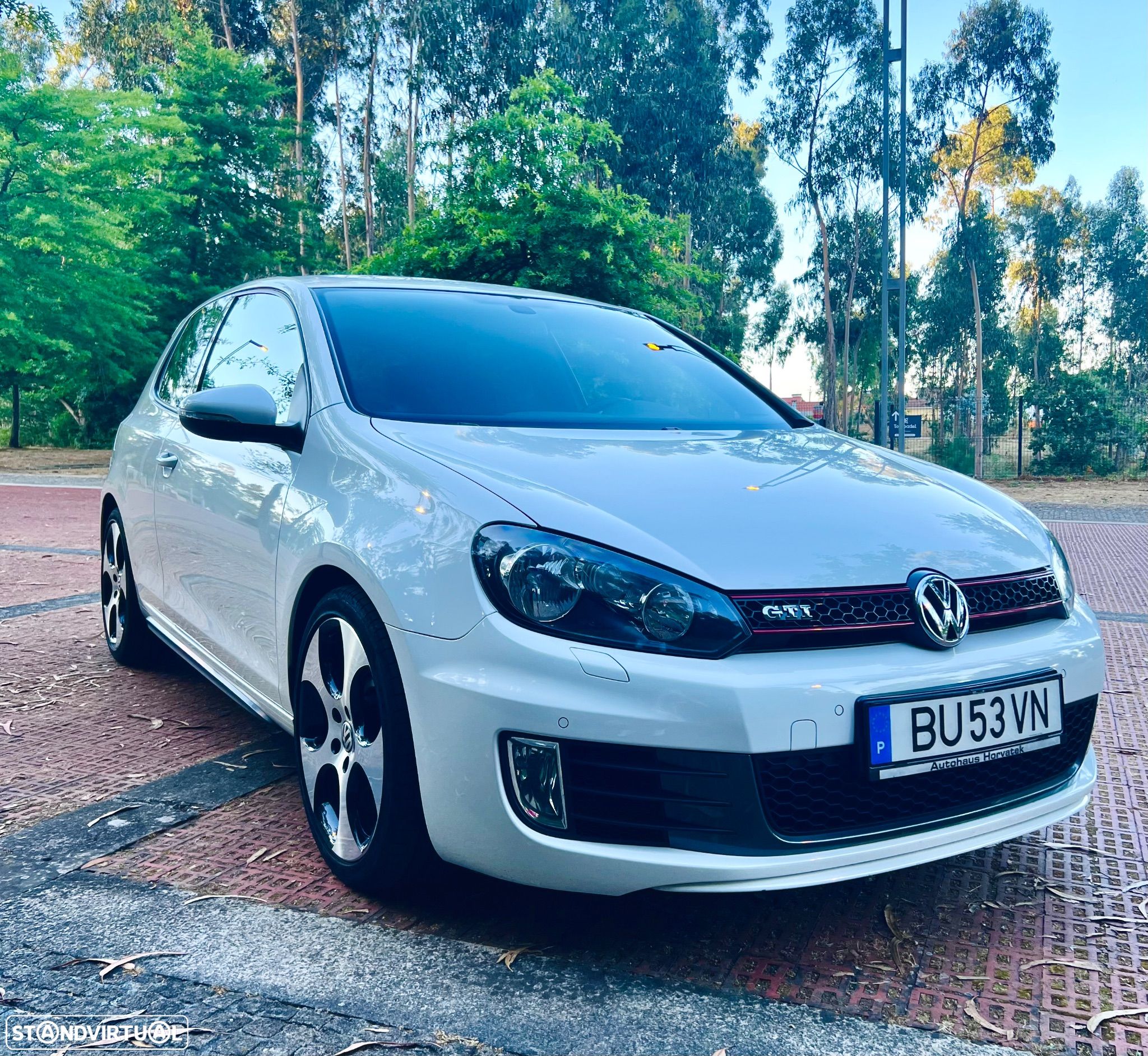 VW Golf 2.0 TSi GTI - 1