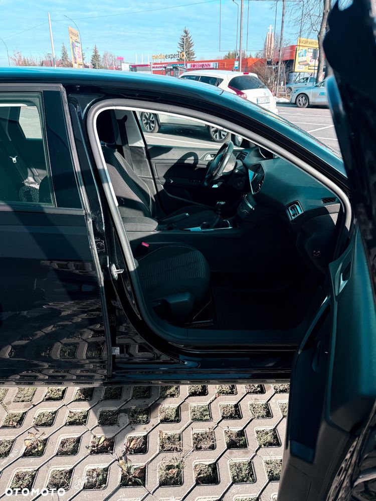 Peugeot 308 - 15