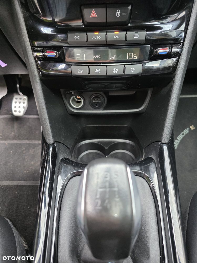 Peugeot 2008 PureTech 110 Stop&Start Crossway - 19
