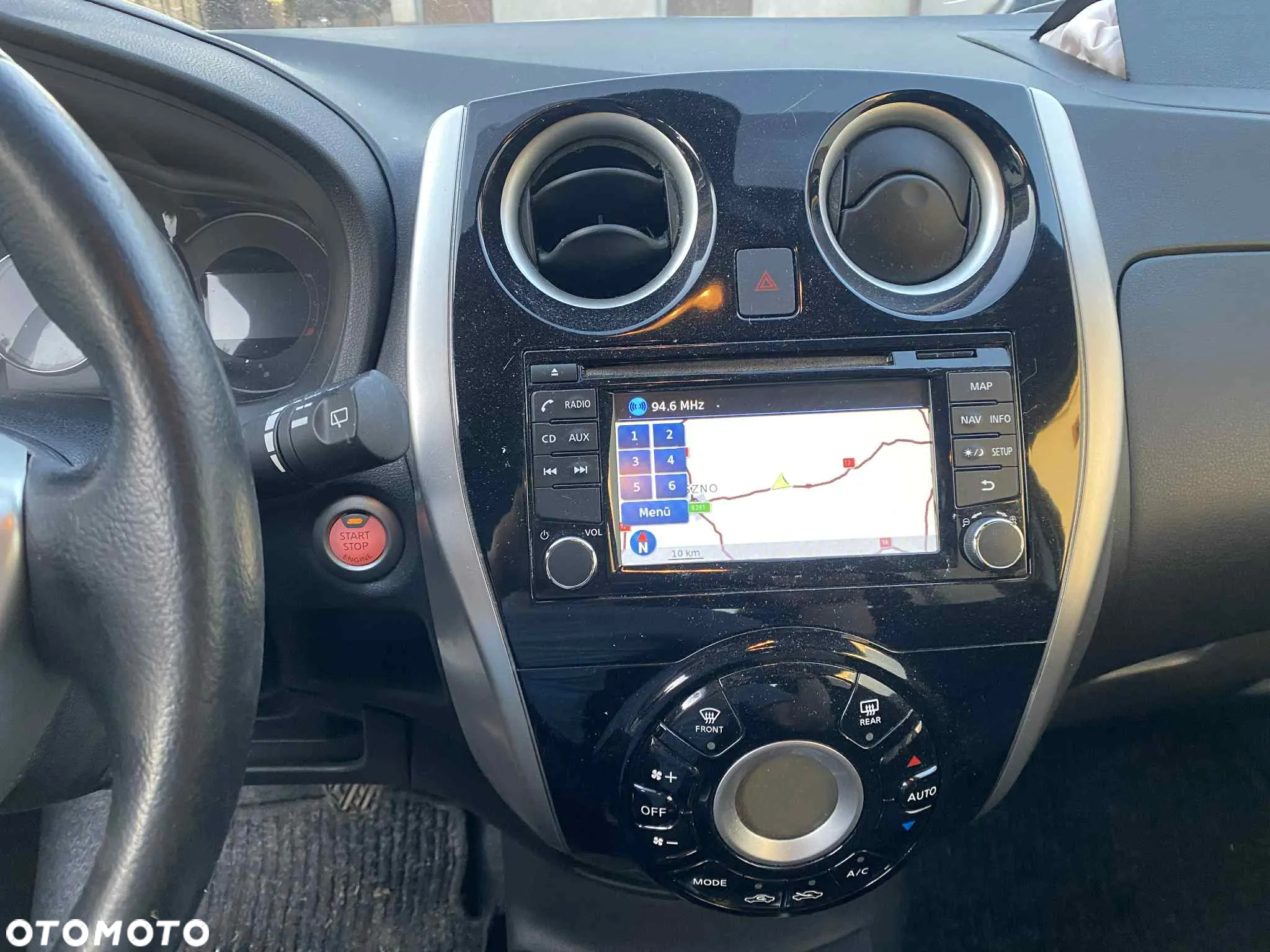 Nissan Note 1.2 Tekna - 22