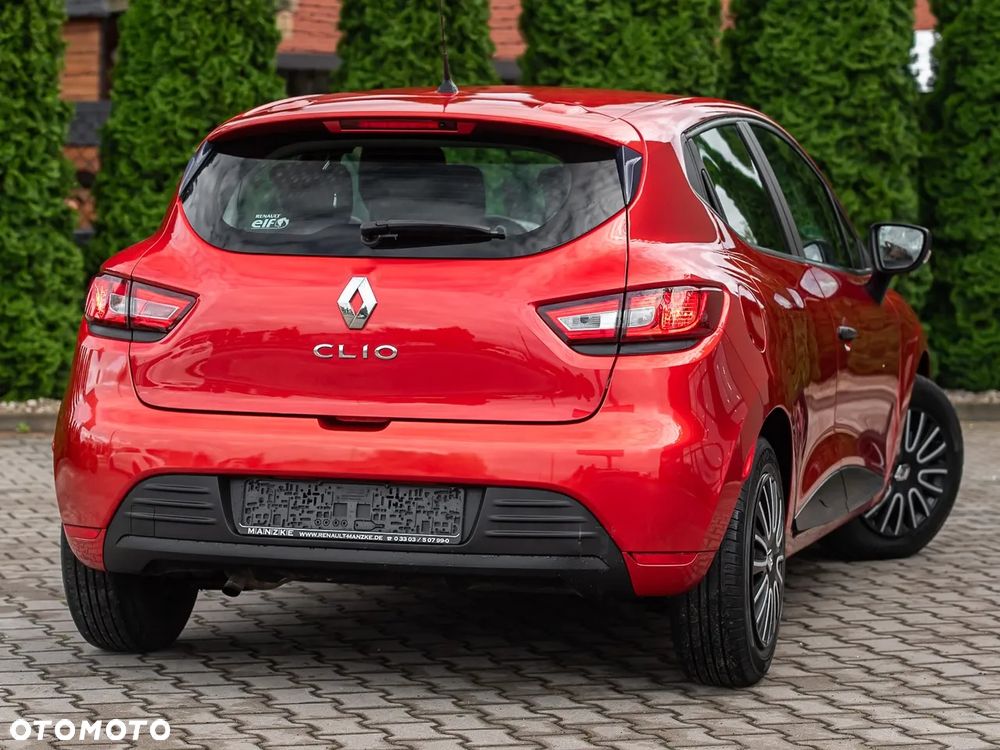 Renault Clio - 12