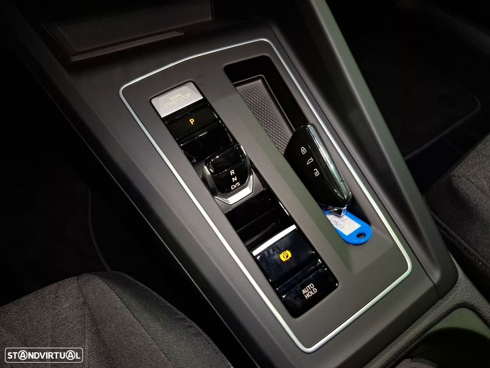 VW Golf 1.4 TSI e-Hybrid DSG - 17