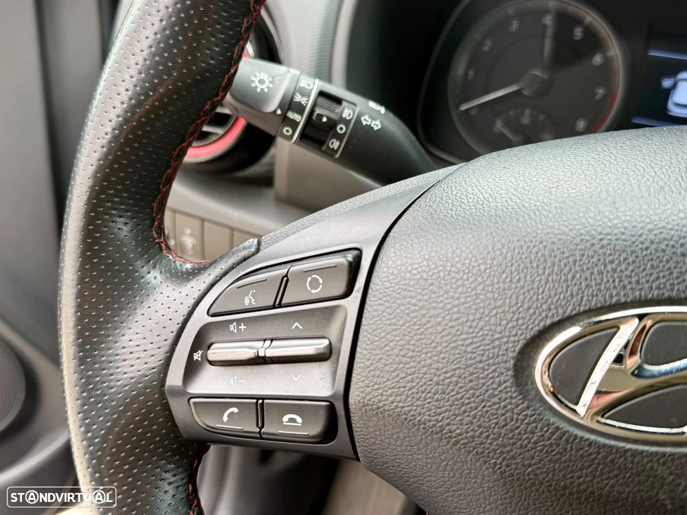 Hyundai Kauai 1.0 T-GDi Premium Tec.Preto - 22