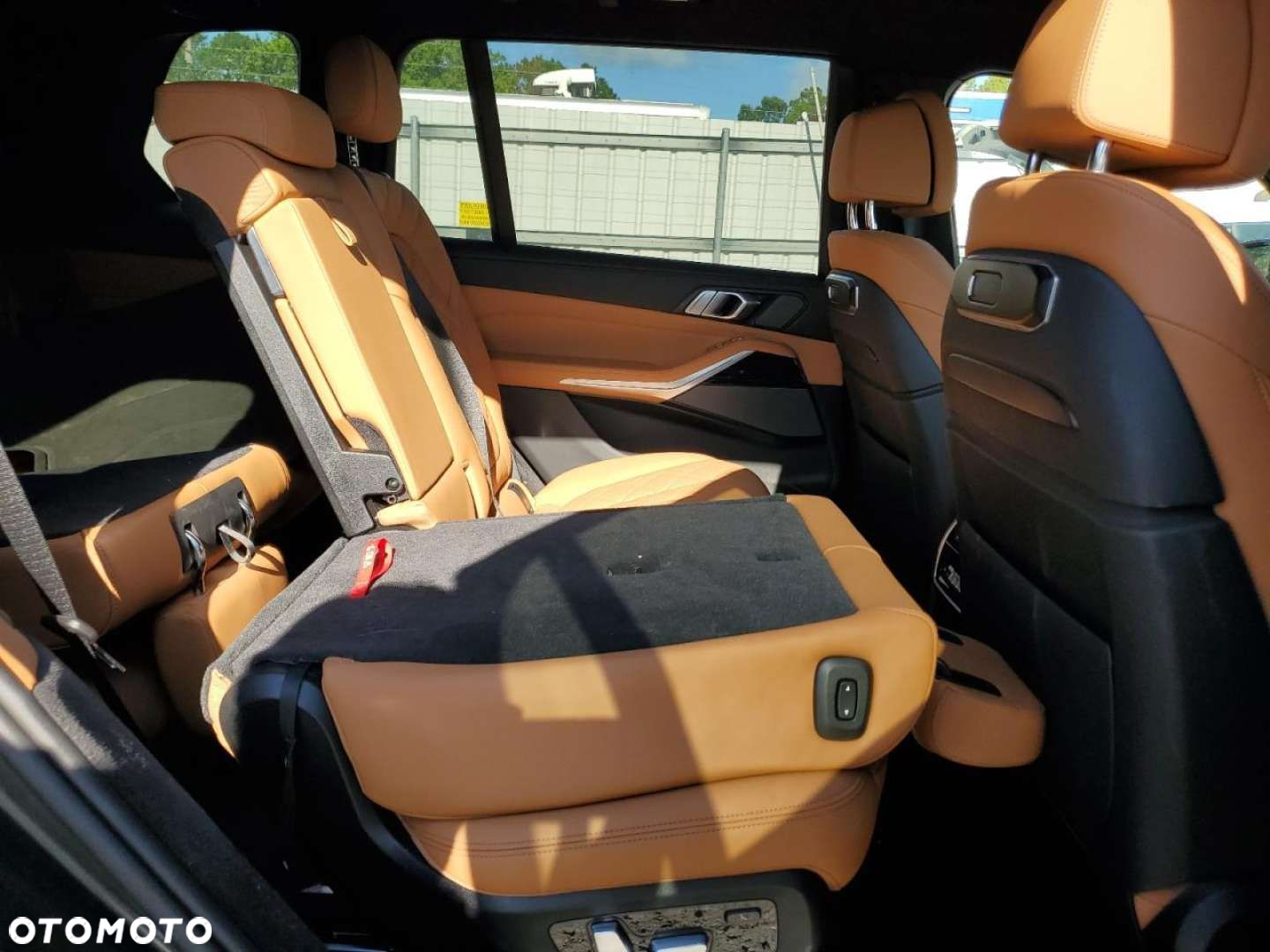 BMW X7 - 12
