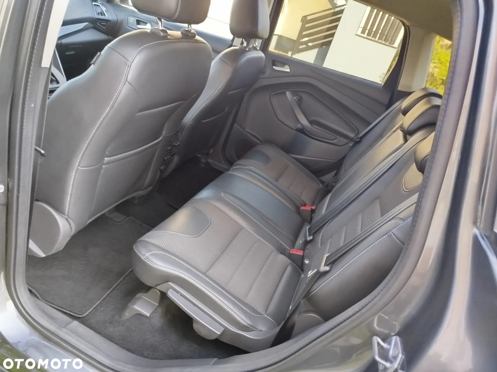 Ford Kuga 2.0 TDCi 4x4 Individual - 33