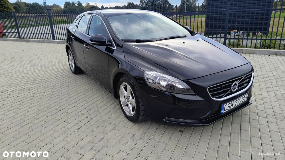 Volvo V40 2015 photo 2