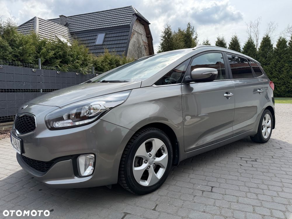 Kia Carens 1.7 CRDi Business Line 7os 7DCT - 6