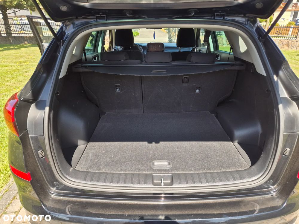 Hyundai Tucson 1.6 Turbo 2WD DCT Advantage - 29