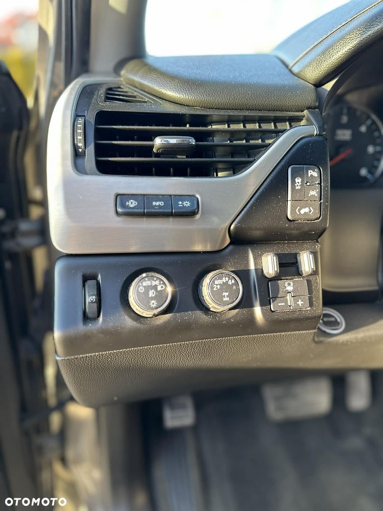 GMC Yukon - 26