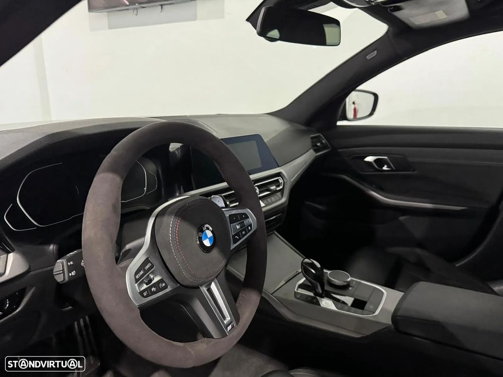 BMW 330 e Touring Pack M Auto - 13