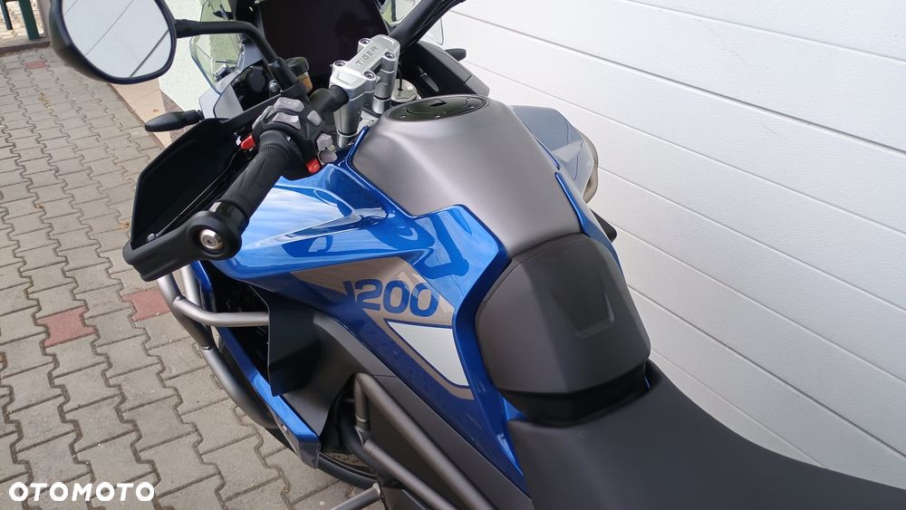 Triumph Tiger - 18