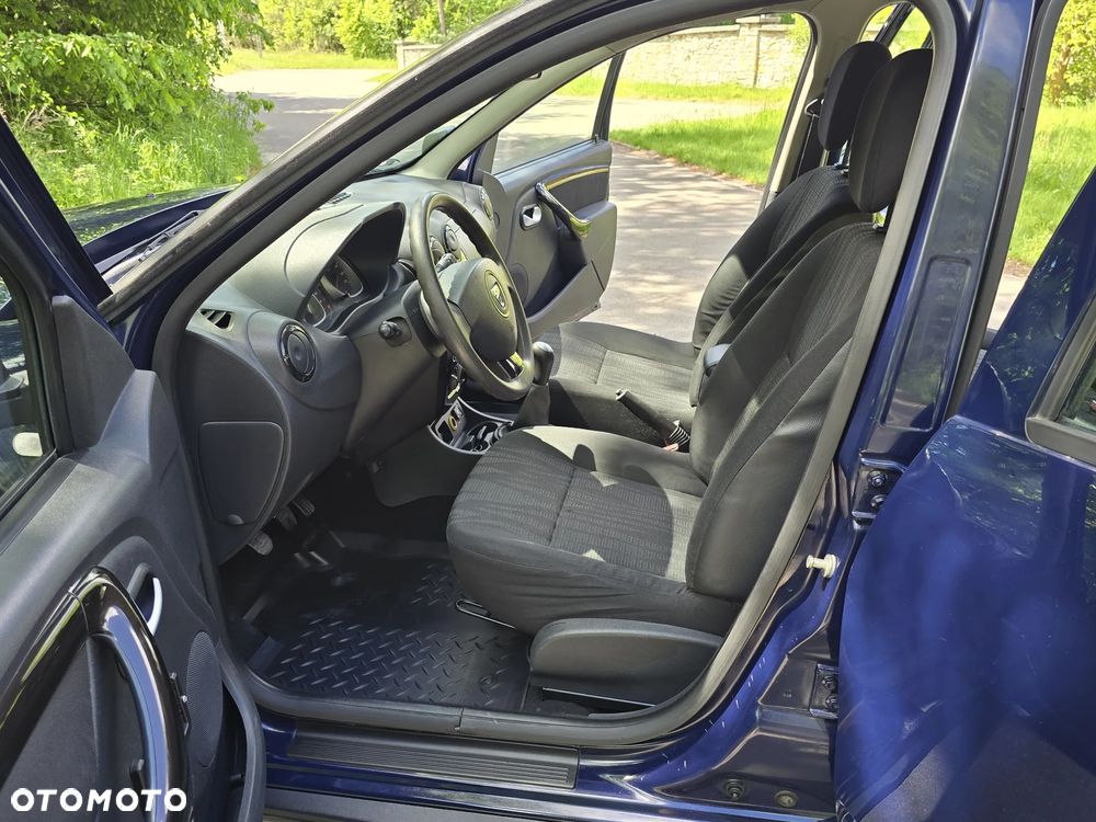 Dacia Duster 1.6 Laureate - 5