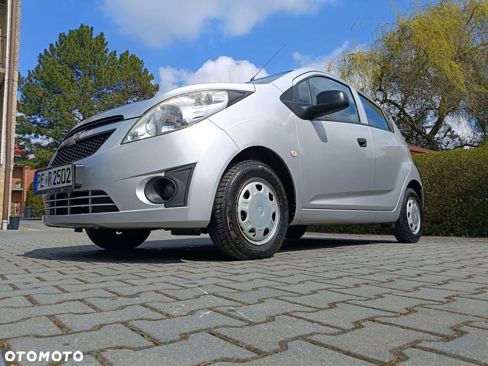 Chevrolet Spark 1.0 - 24