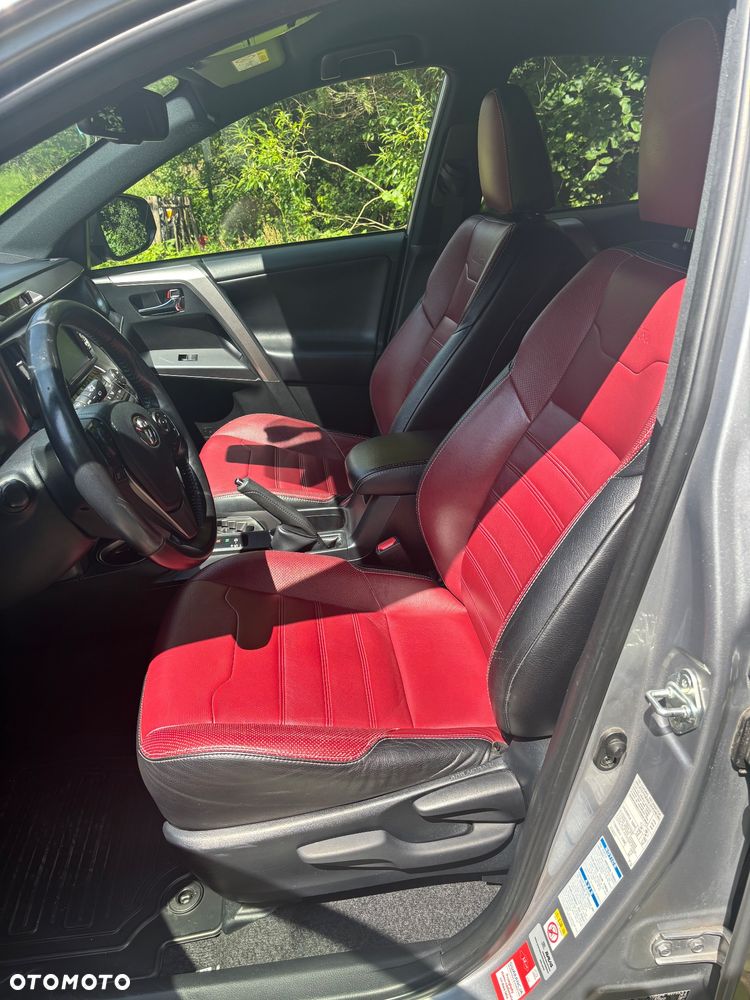 Toyota RAV4 Hybrid Selection 4x4 - 14