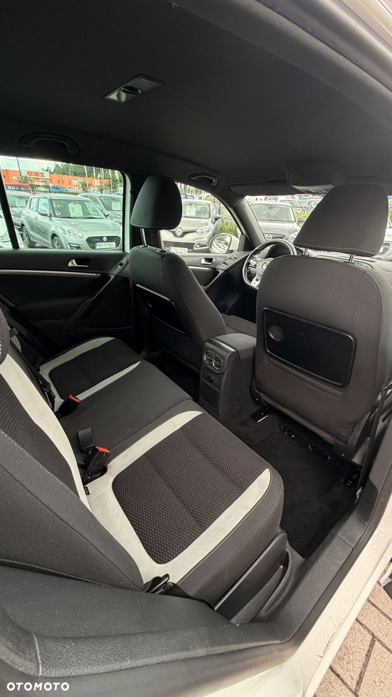 Volkswagen Tiguan 1.4 TSI 4Mot Perfectline R-Style - 12