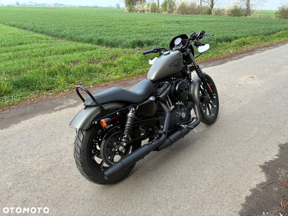 Harley-Davidson Sportster Iron 883 - 4