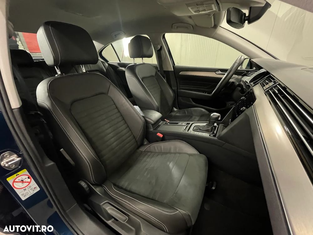 Volkswagen Passat 2.0 TDI DSG 4Mot Highline - 11